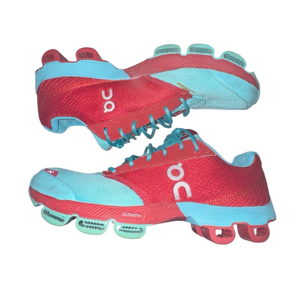 On Women’s Running sneakers( Swiss Engineering)